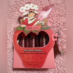 CeLaVi Strawberry Shortcake Lip Plumping Oil Set